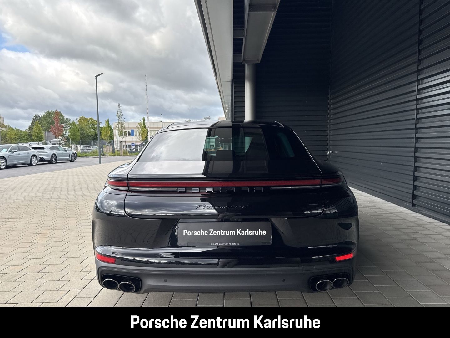 Porsche Panamera 4S E-Hybrid HA-Lenkung Active-Ride BOSE