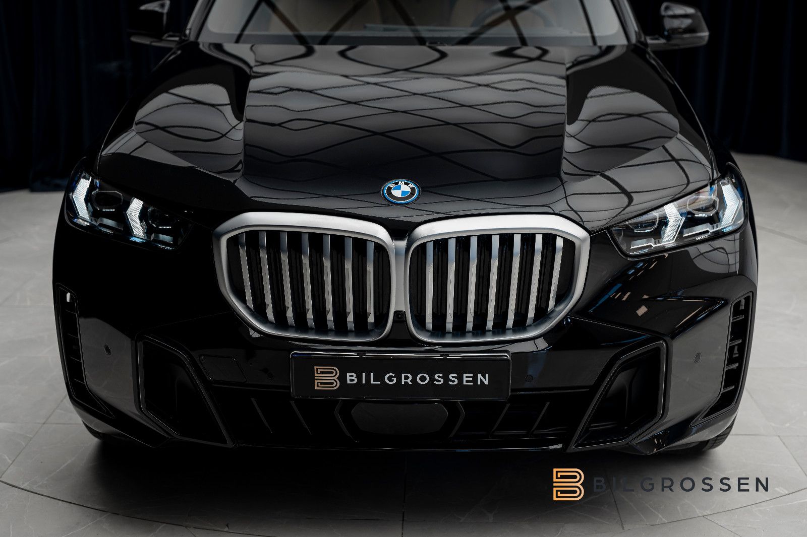 BMW X5 xDrive50e M Sport Inno B&W Pano HUD 360 TOW