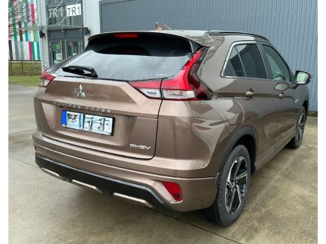 Mitsubishi Eclipse Cross Plus Select Black Hybrid 4WD 2.4 M