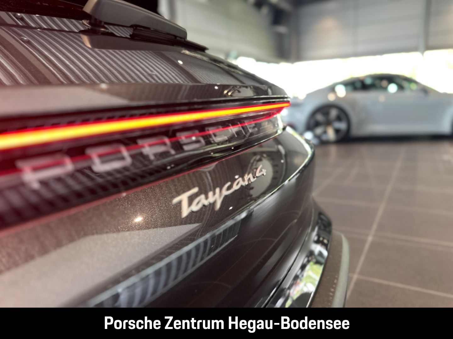 Porsche Taycan 4 Cross Turismo/Sport Chrono Paket/HD-Mat