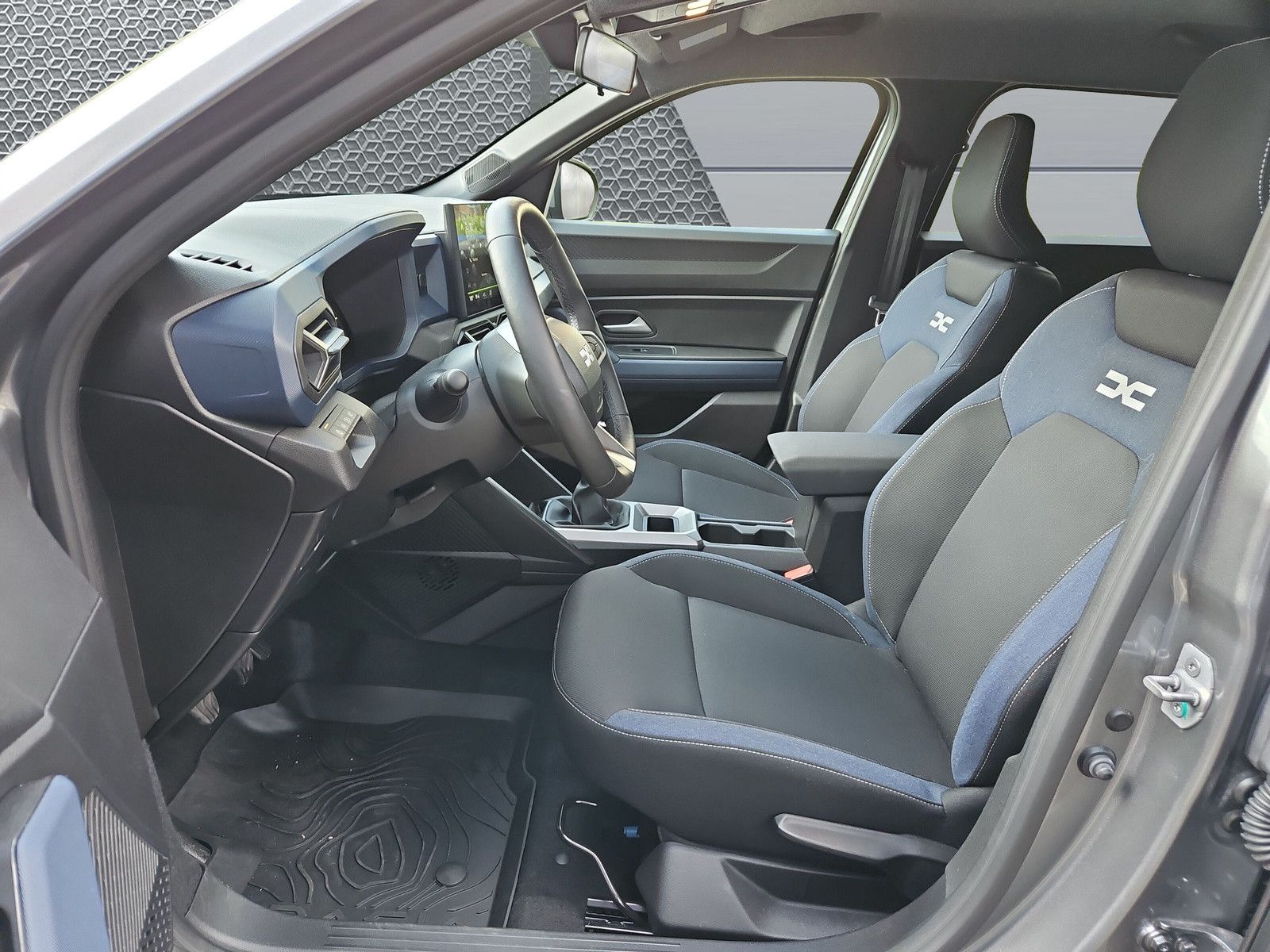 Dacia Duster Journey TCe 130 - Samsaru's Car Outlet