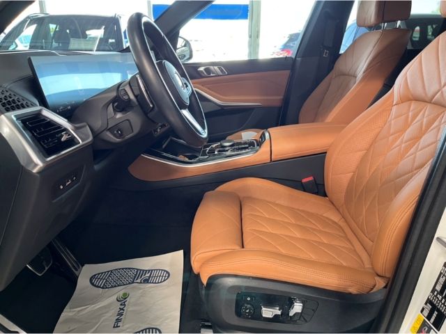 BMW X5 50e M Sport AHK PanoSky KomfSi belüftet SoftC