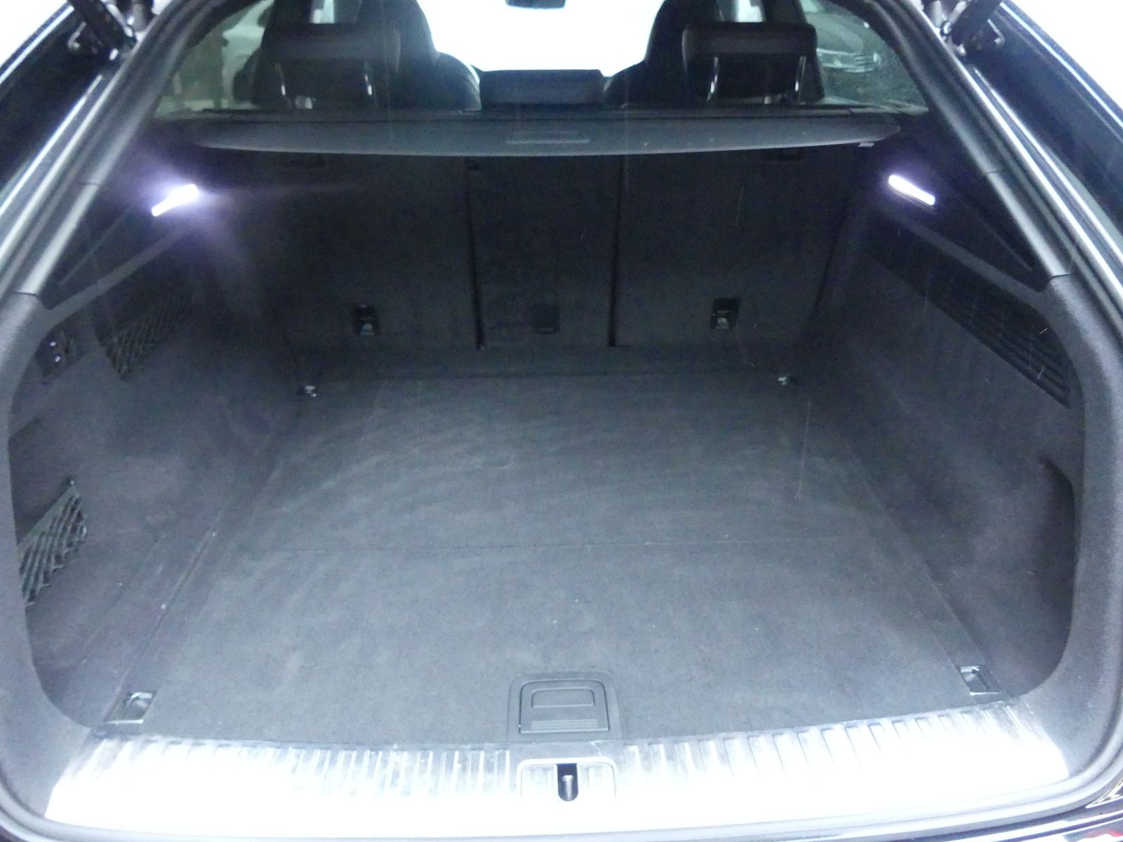 Audi RSQ8 4.0 TFSI Quattro MATRIX/HUD/MASSAGE/23''/NA