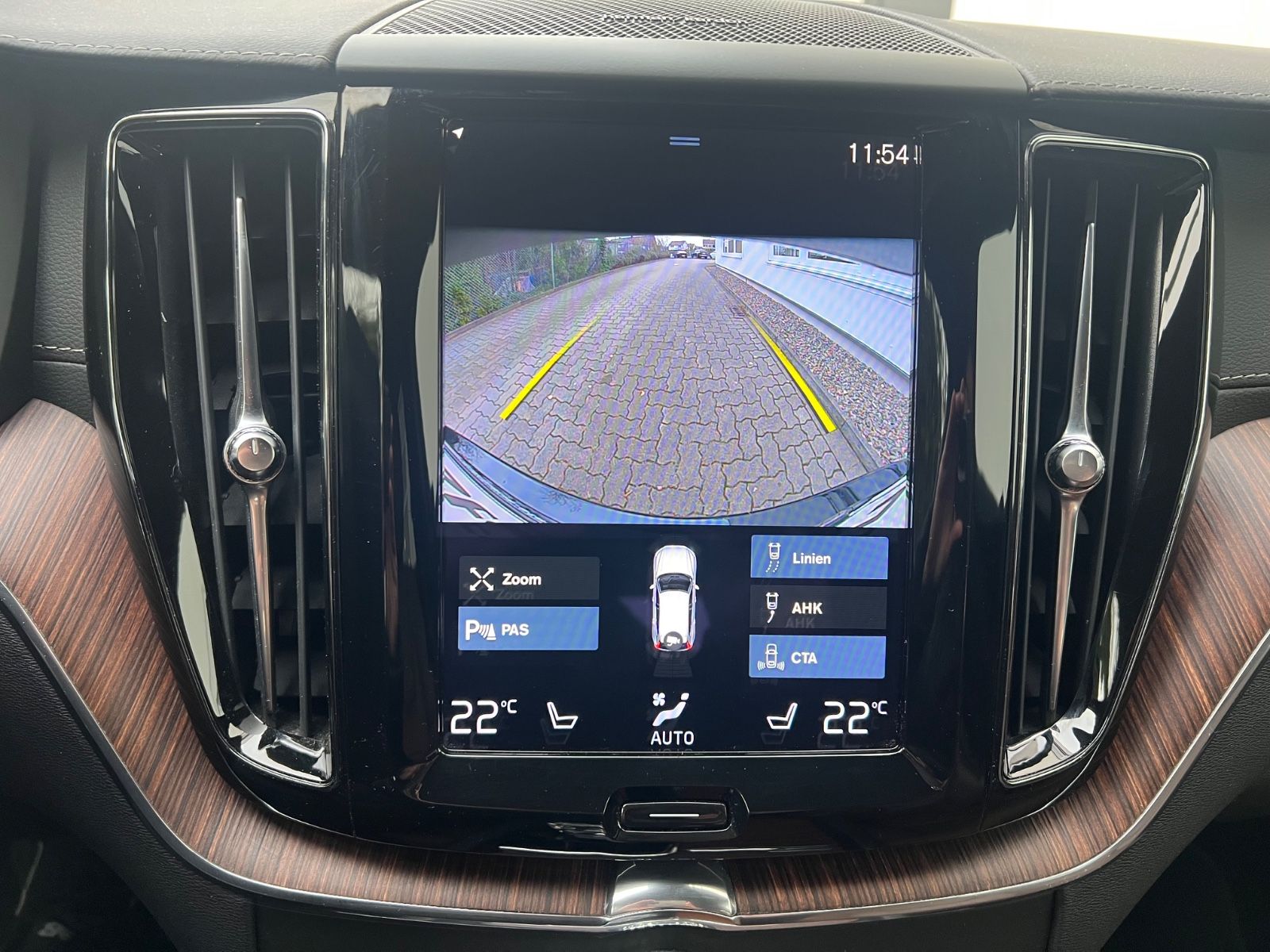 Volvo XC60 B4 Diesel AWD Inscription AHK GARANTIE