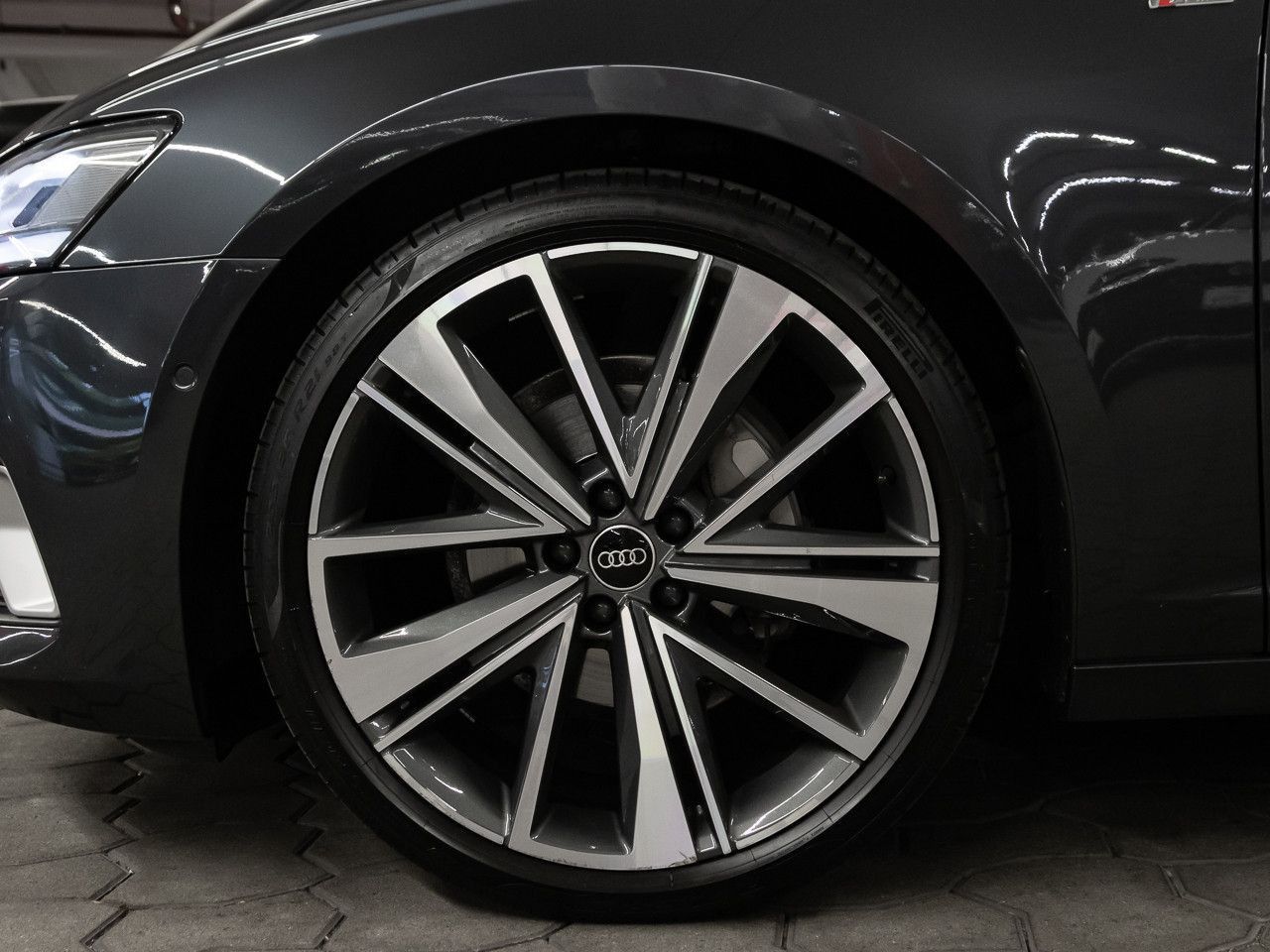 Audi A6 Avant 40 TDI quattro S line AHK Keyless 360