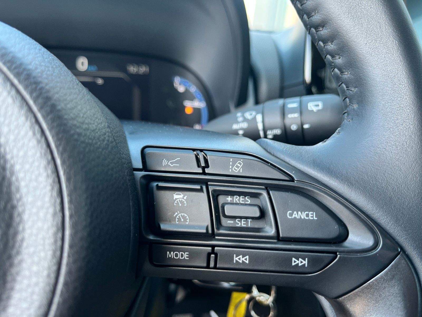 Toyota Yaris Cross 1.5l Hybrid 4x4*Kamera,SHZ,Navi