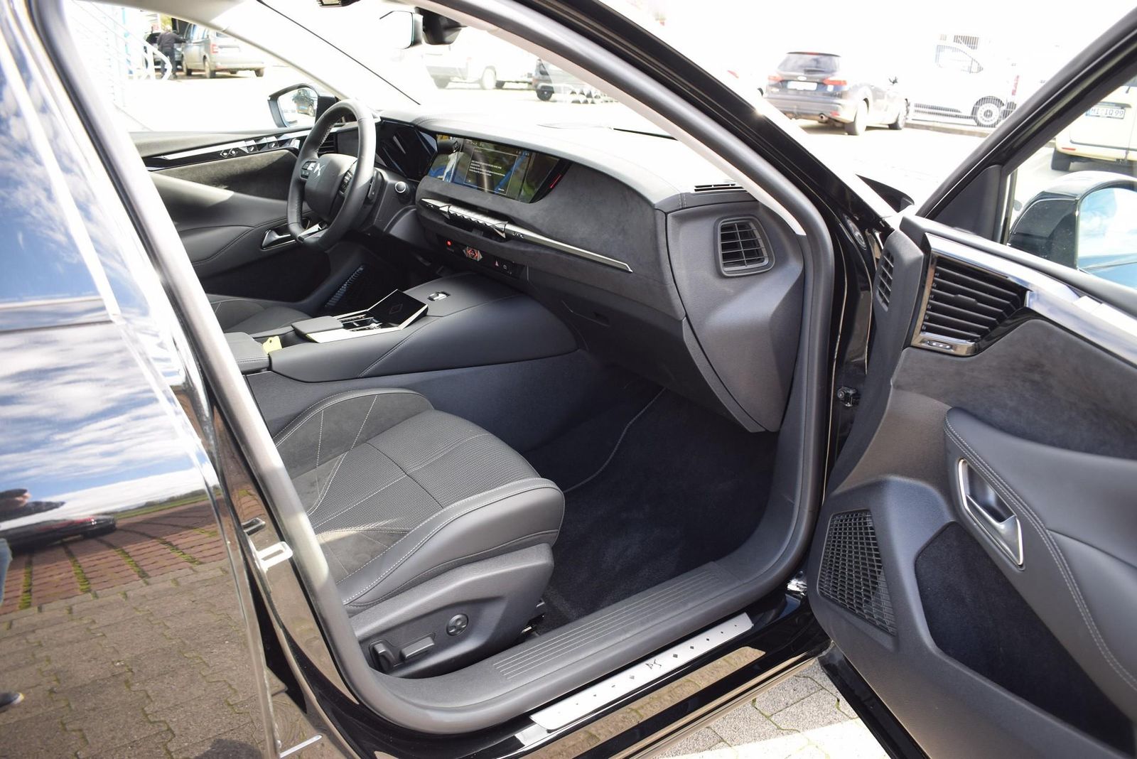 DS Automobiles DS 4 "Étoile" LED/Navi/Massage/360-Grad
