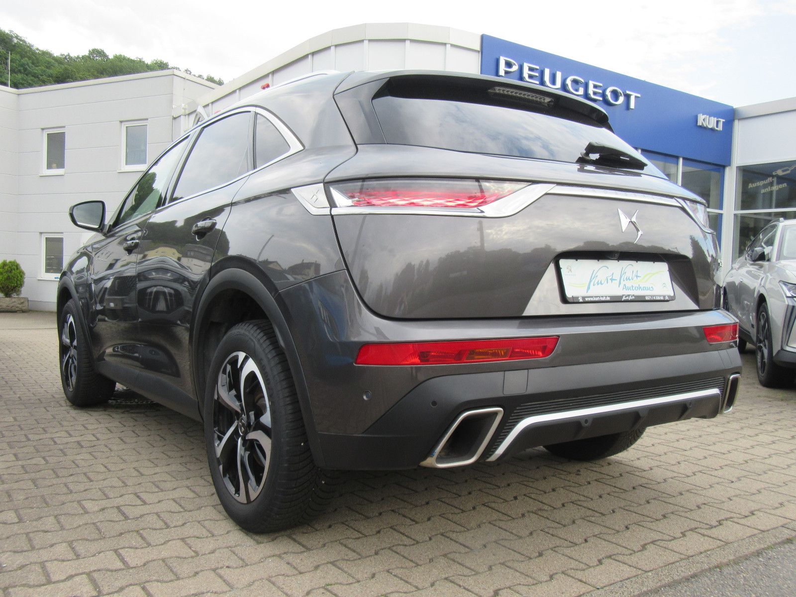 DS Automobiles DS7 Crossback Rivoli PT 180 EAT8*Pano*Sitzheiz*