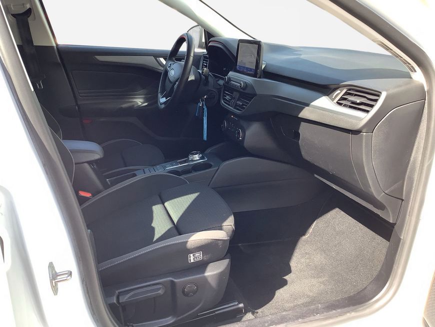 Ford Focus Turnier 1.5 EcoBlue Aut. - Samsaru's Car Outlet