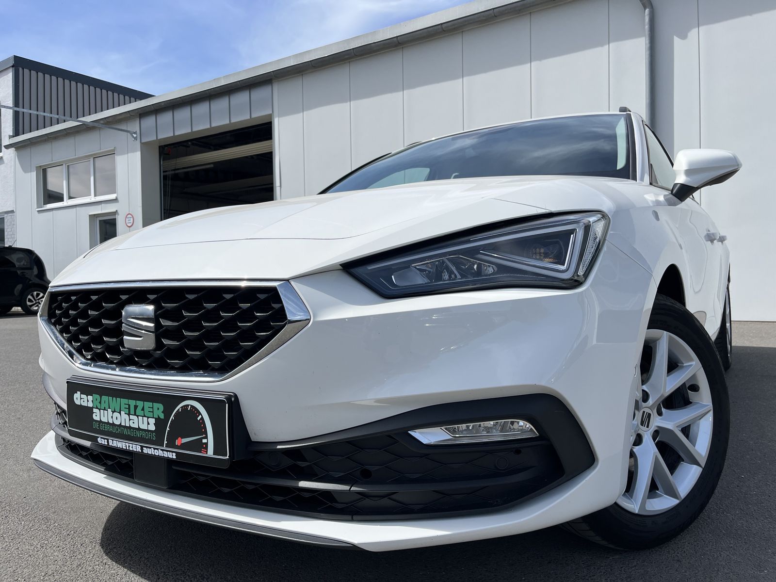 Seat Leon SP 2.0 TDI DSG Style 141€ m.20% Anz.AHK Nav