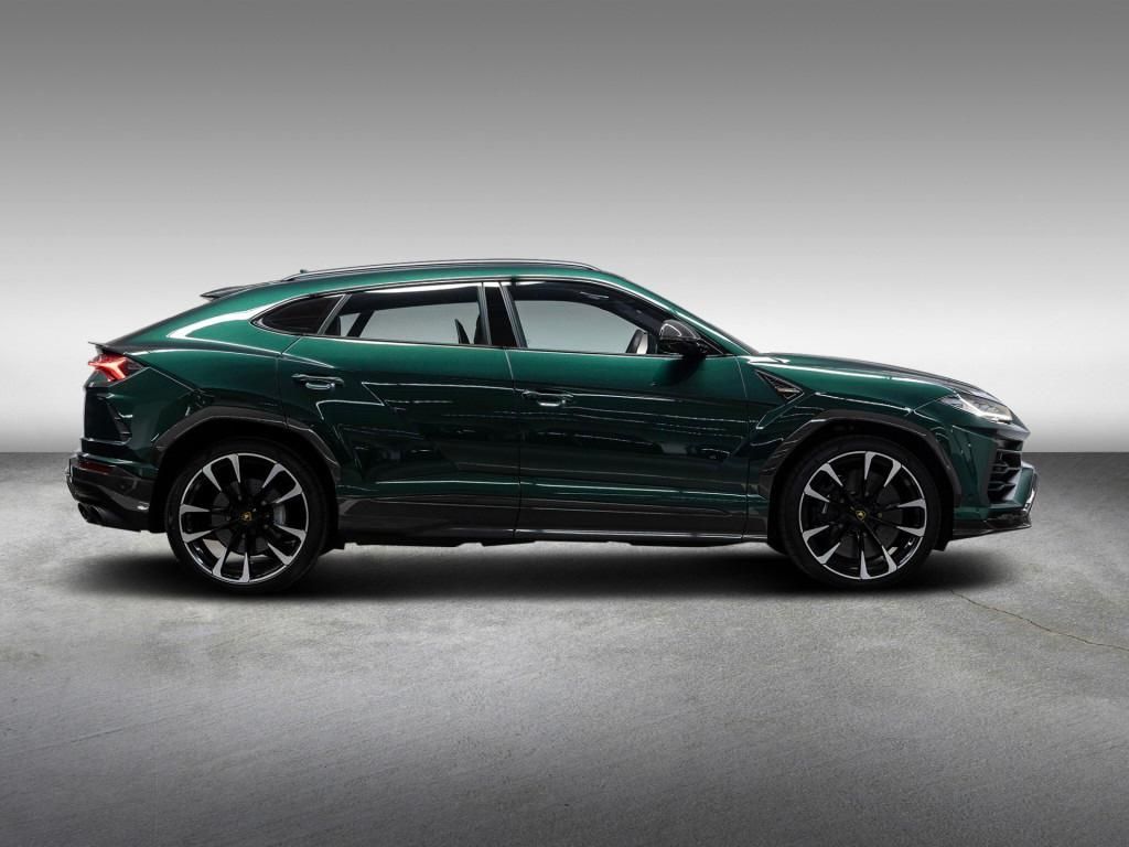Lamborghini Urus - Samsaru's Car Outlet