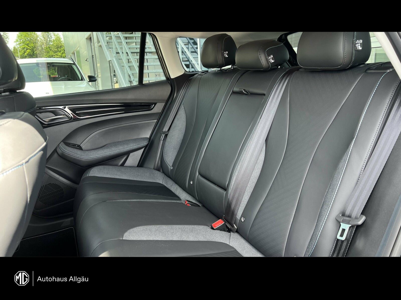MG5 Luxury Max LED+ACC+Navi+360°Kam+CarPlay+SHZ