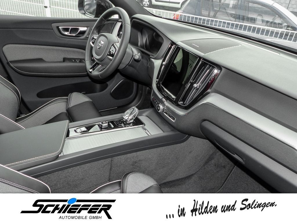 Volvo XC60 T6 AWD Recharge Plus Dark (2017)