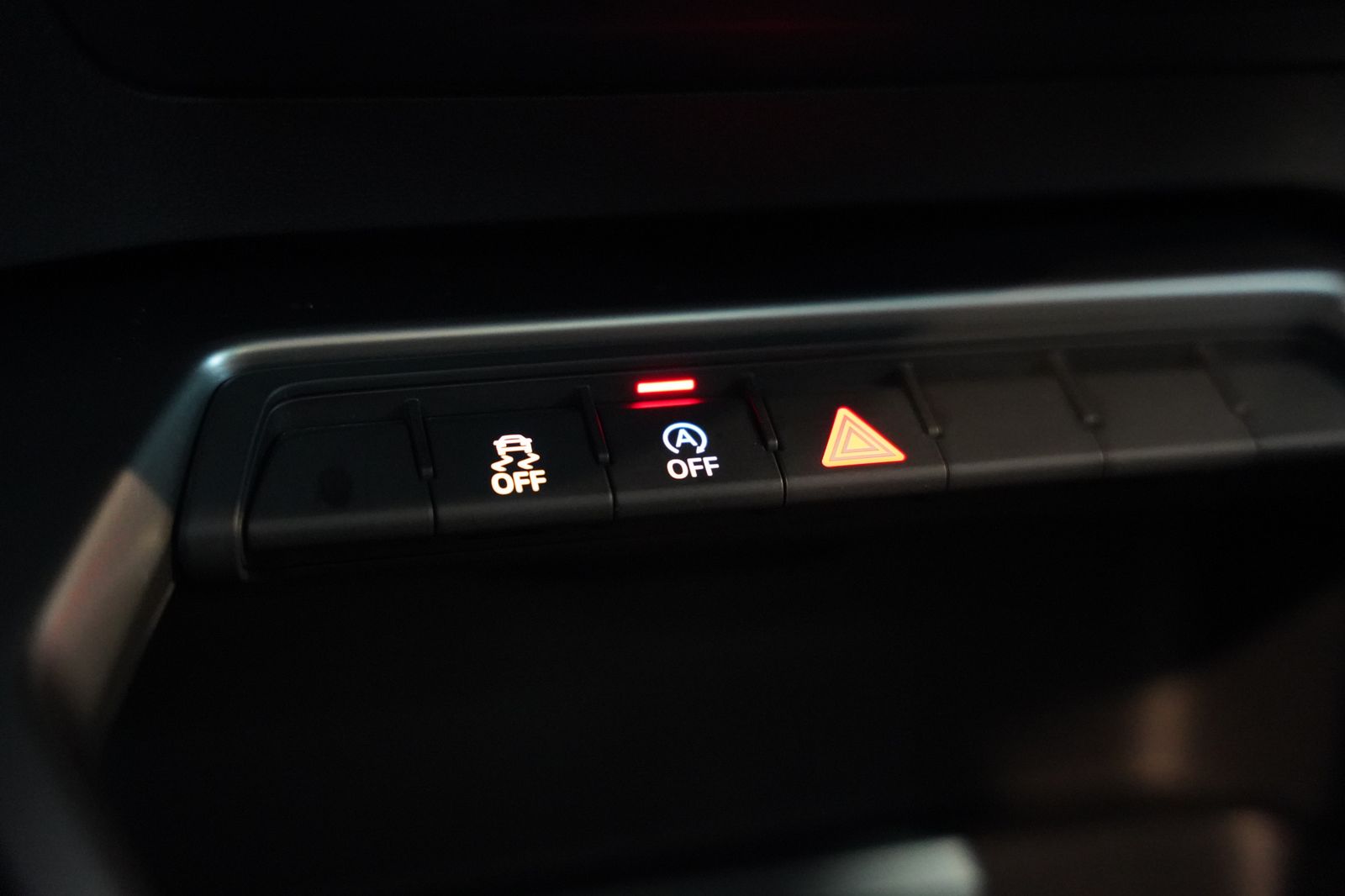 Audi A3 30 TFSI Sportback advanced S-Tr. 1.H *Virtual