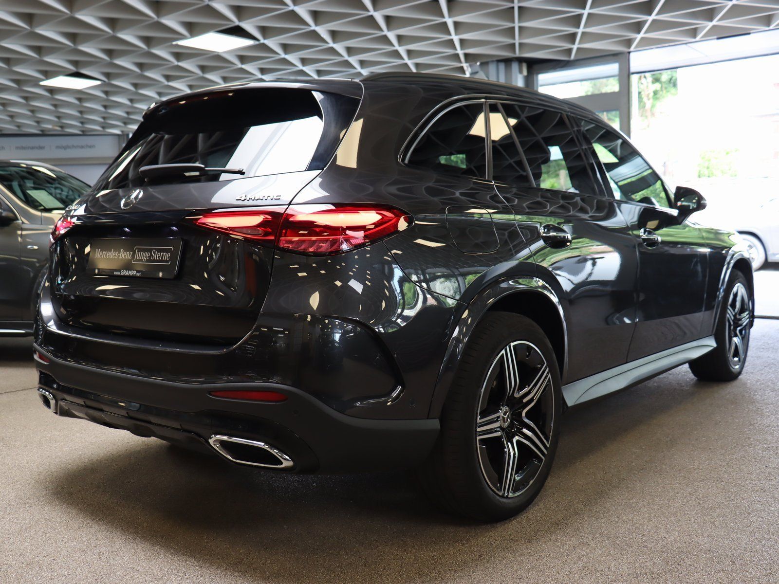 Mercedes-Benz GLC 300d 4M AMG PremiumPlus/AHK/Fahrassi/HAL/HUD