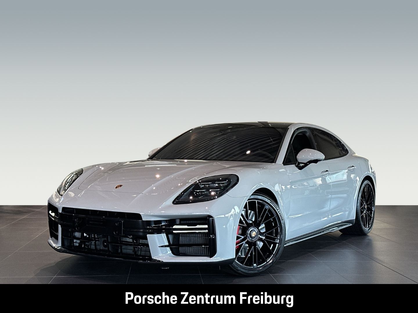 Porsche Panamera GTS BOSE HA-Lenkung InnoDrive Soft-Clos