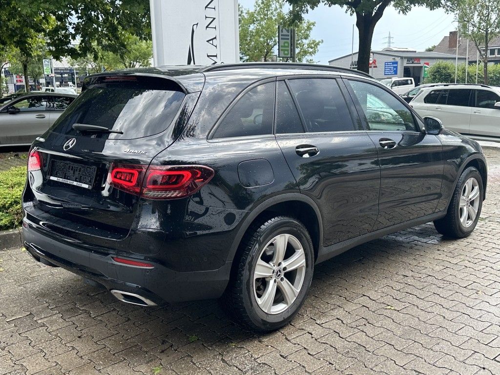Mercedes-Benz GLC 300 e 4Matic - Samsaru's Car Outlet