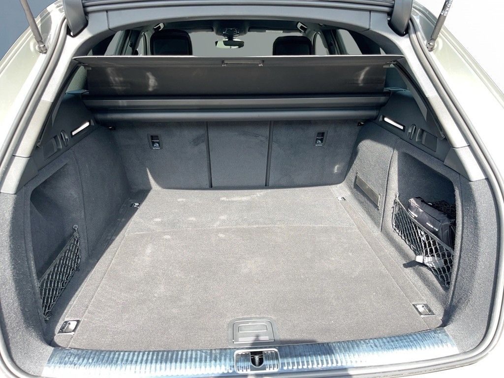 Audi A4 Avant 40 TDI quattro S Line - Samsaru's Car Outlet