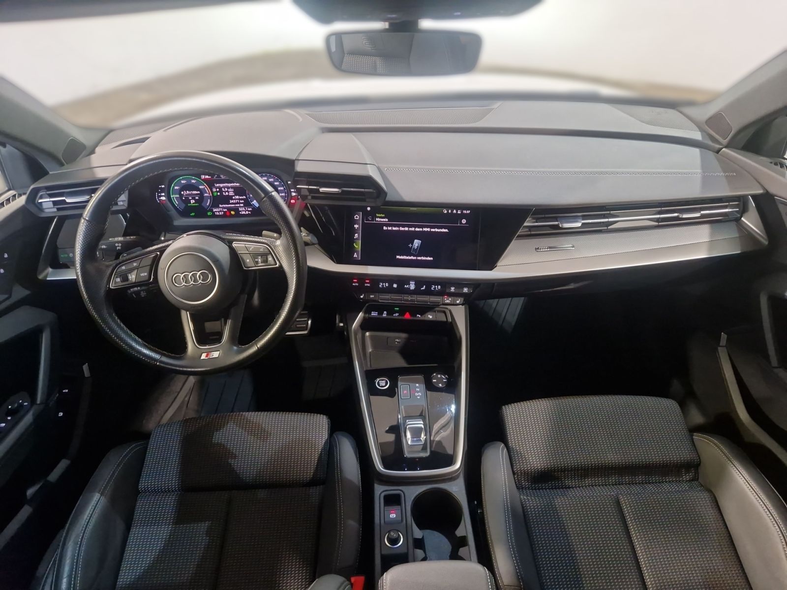 Audi A3 Sportback 45 TFSI e S LINE - Samsaru's Car Outlet