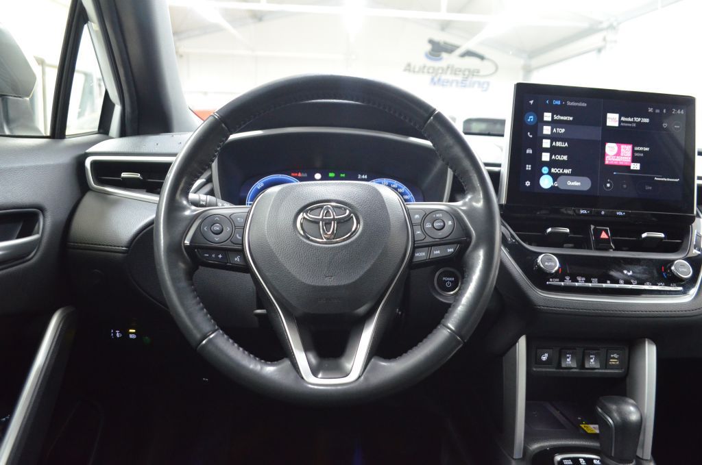 Toyota Corolla Cross 2.0 Hybrid TAXI Team D*HAHLE 07*FO
