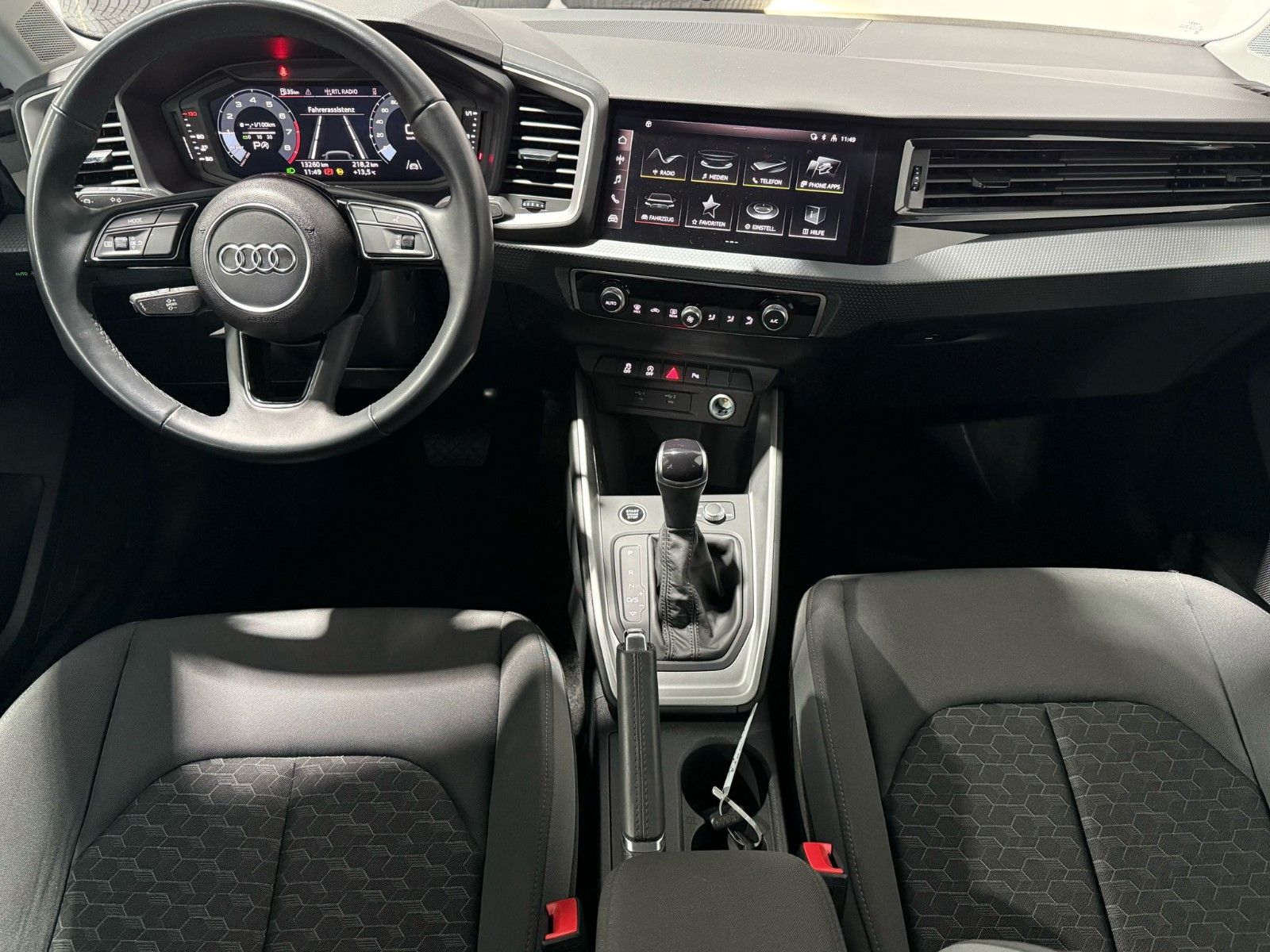 Audi A1 Sportback 30 TFSI advanced - Samsaru's Car Outlet