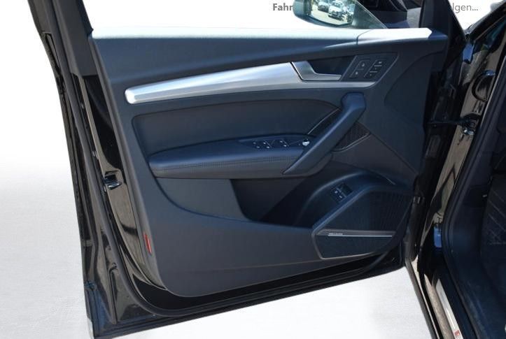 Audi Q5 55 TFSI e S line quattro - Samsaru's Car Outlet