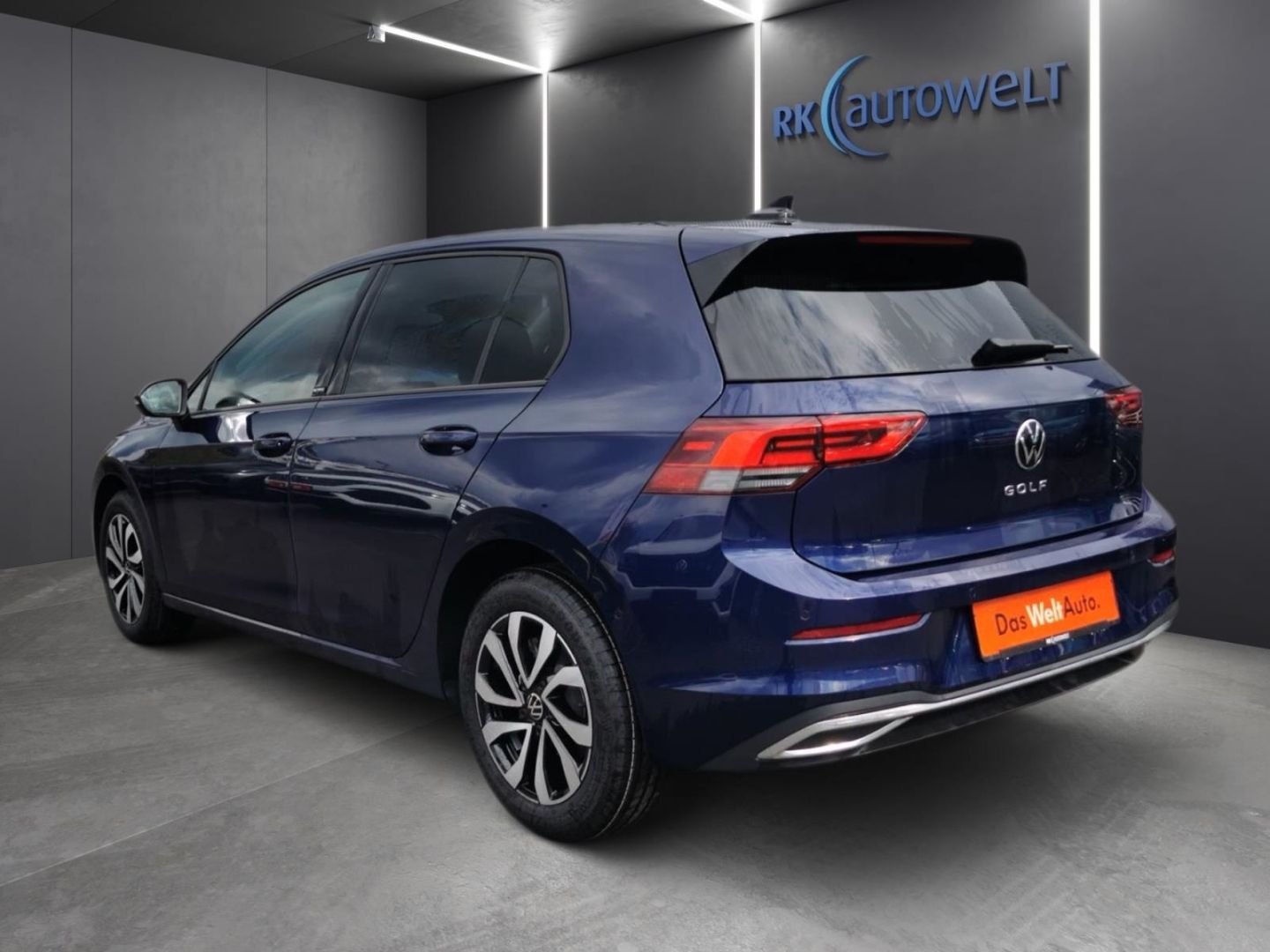 Volkswagen Golf 8 VIII Active 2.0 TDI - Samsaru's Car Outlet