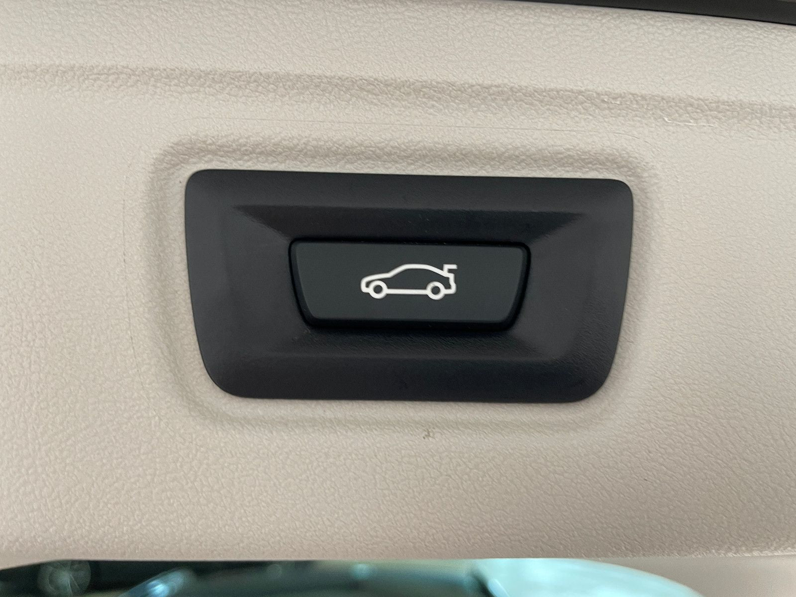 BMW 320d Touring Sport Line - Samsaru's Car Outlet