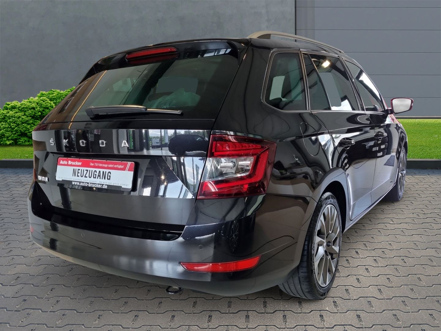 Skoda Fabia Combi 1.0 TSI - Samsaru's Car Outlet