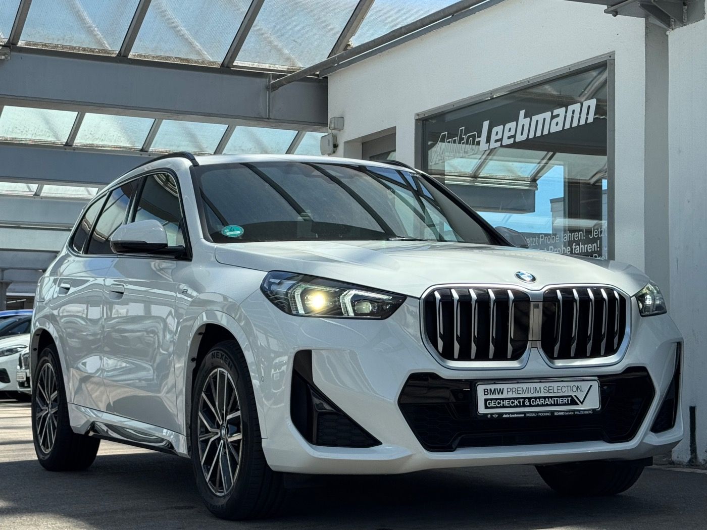 BMW X1 xDrive20d M-Sportpaket - Samsaru's Car Outlet