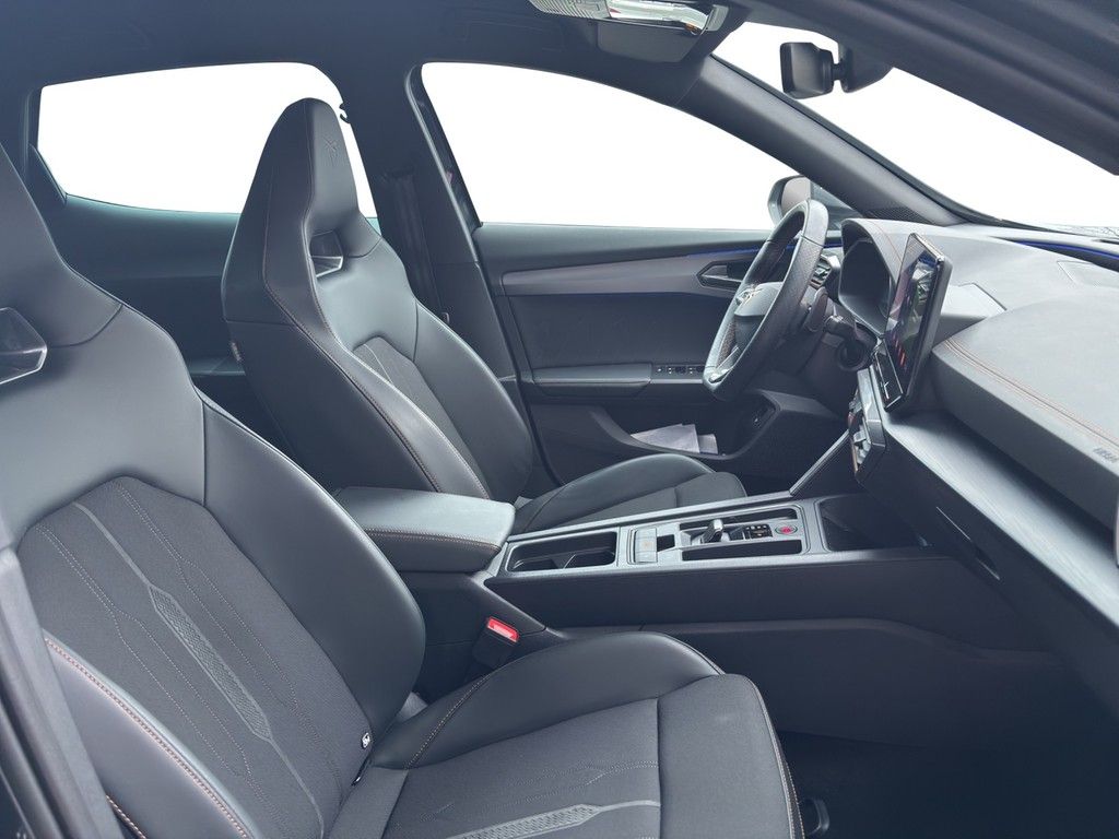 Cupra Formentor e-Hybrid 1.4 TSI DSG VZ DCC AHK*LED*NA