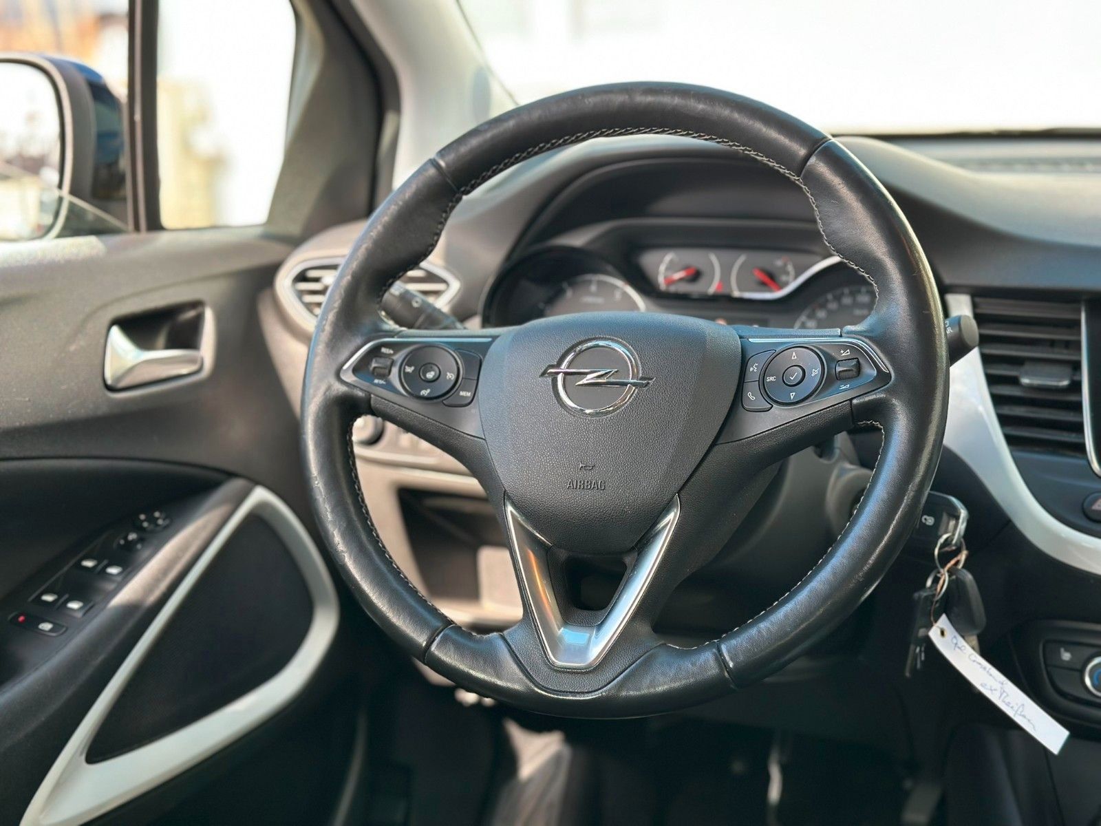 Opel Crossland X - Samsaru's Car Outlet