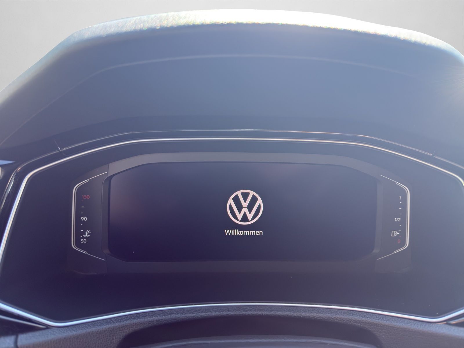 Volkswagen T-Roc R 2.0 TSI 4Motion - Samsaru's Car Outlet