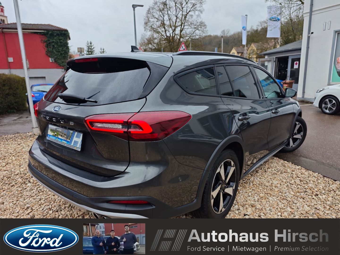 Ford Focus Turnier Active Navi LED ACC CarPlay WLAN D