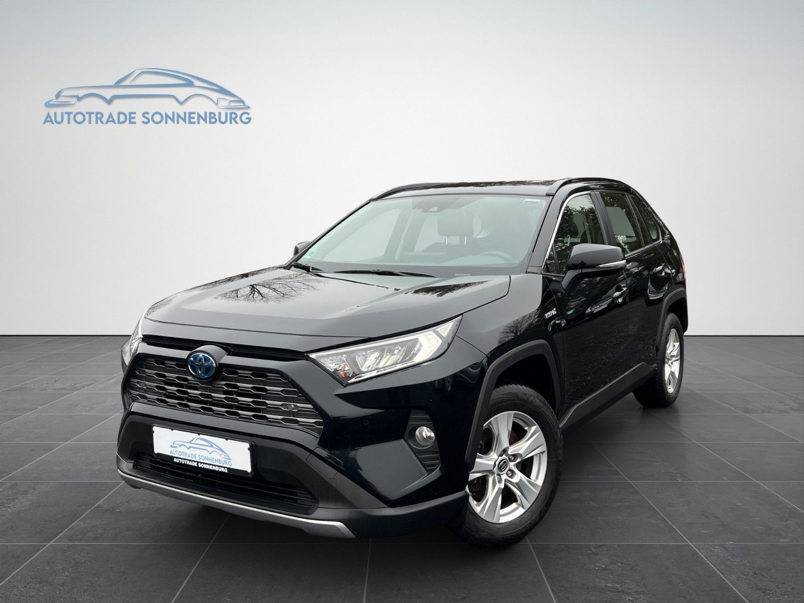 Toyota RAV 4 2.5 Hybrid 4x2 - Samsaru's Car Outlet