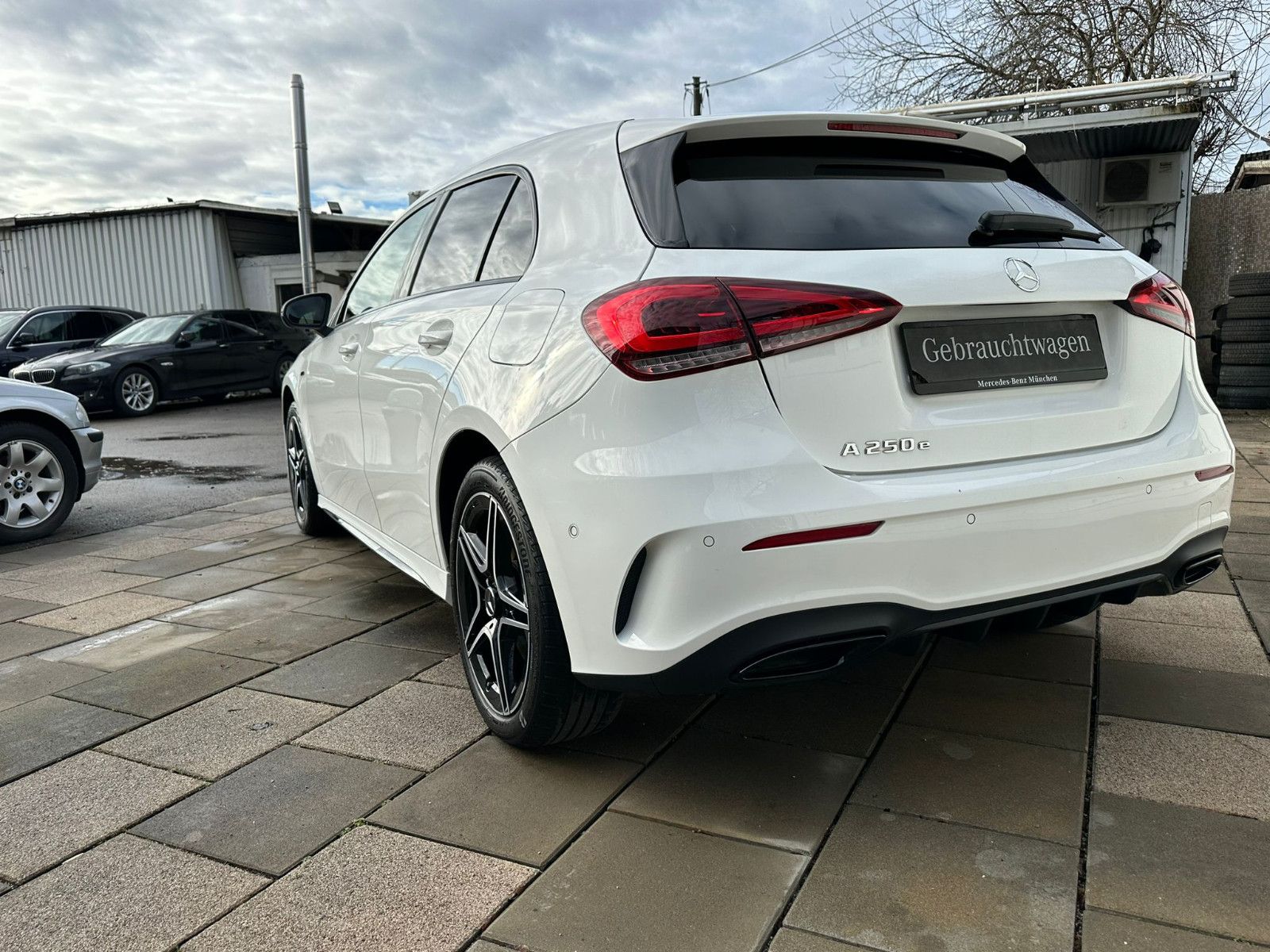 Mercedes-Benz A 250E AMG Edition - Samsaru's Car Outlet
