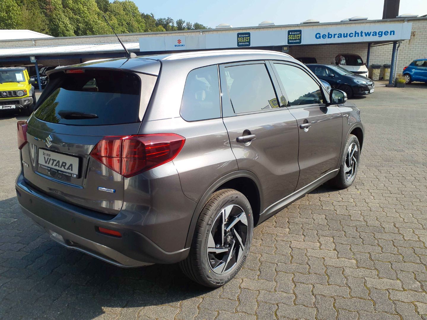 Suzuki Vitara 1.4 4x4 Comfort+ - Samsaru's Car Outlet
