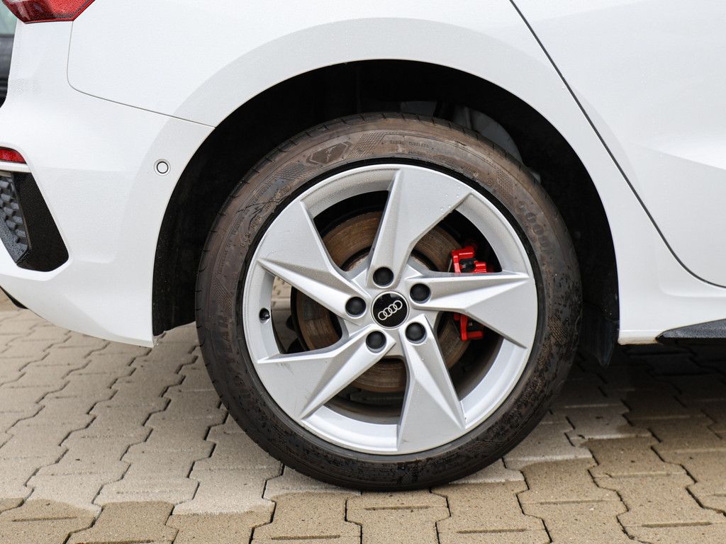 Audi A3 Sportback S line 45 TFSI e S tronic LED SHZ