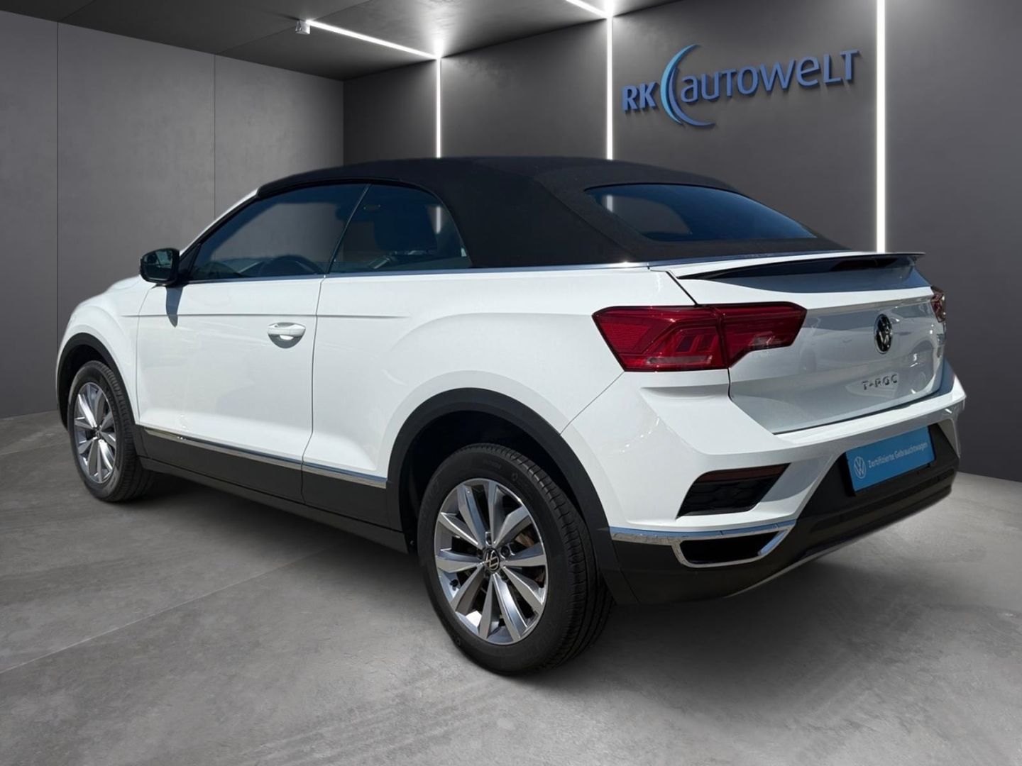 Volkswagen T-Roc Style 1.5 TSI - Samsaru's Car Outlet
