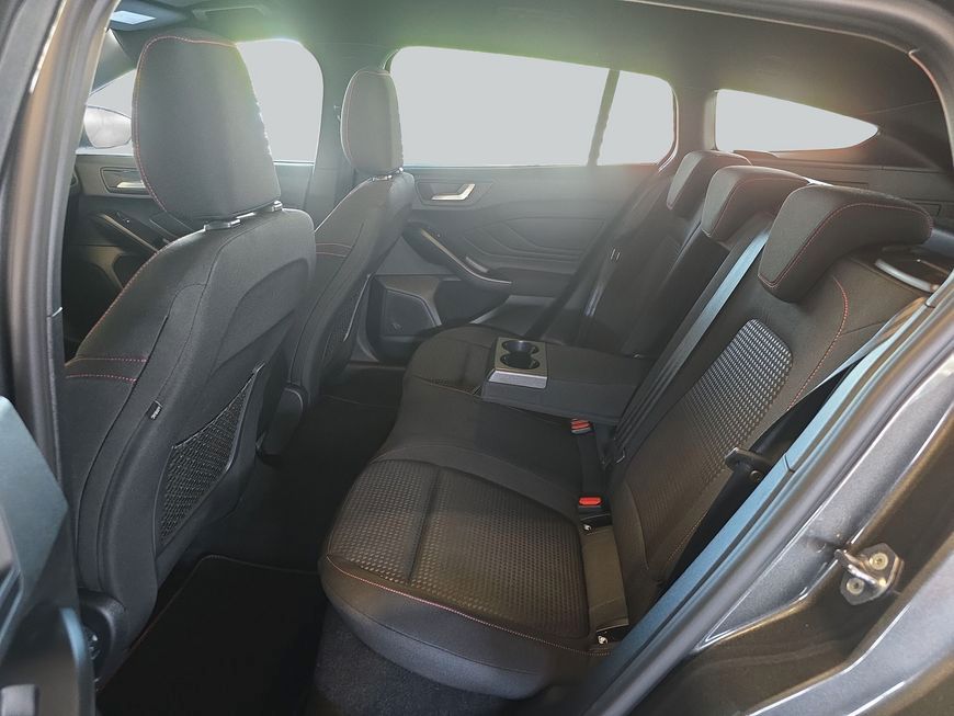 Ford Focus Turnier 1.0 EcoBoost Hybrid Aut. ST-LINE X