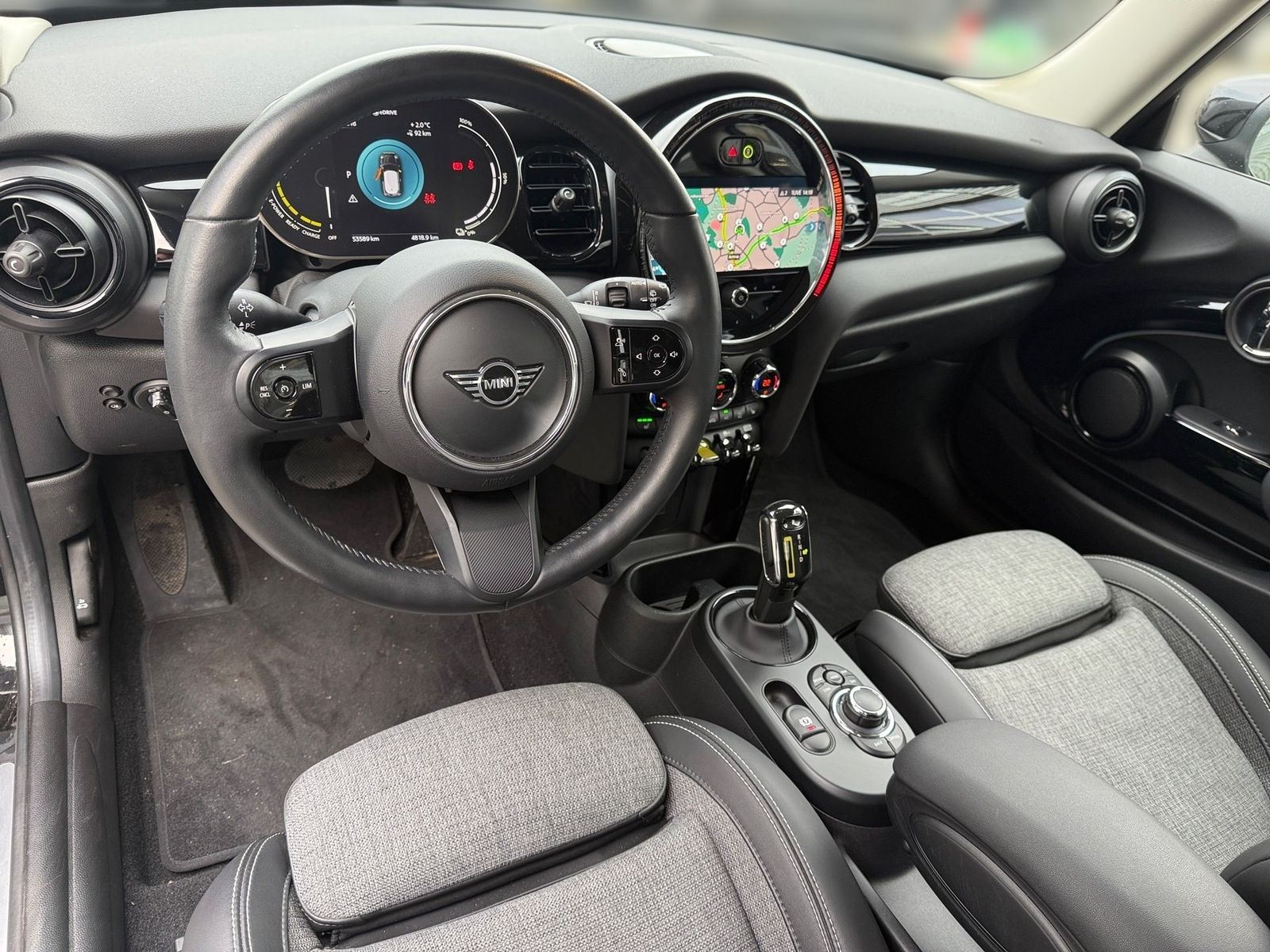 MINI Cooper SE Classic - Samsaru's Car Outlet