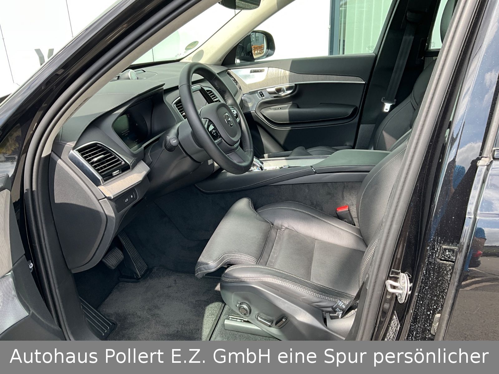 Volvo XC90 Ultra Dark T8 UPE 107.730€