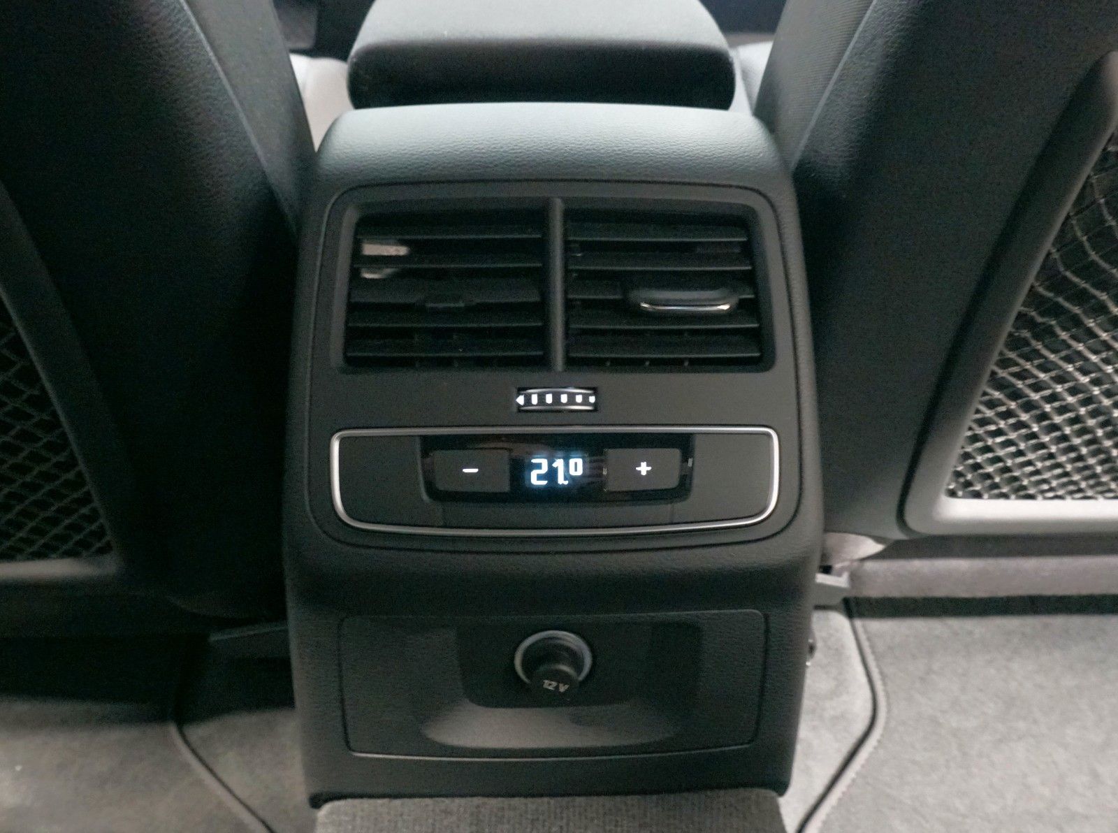 Audi A4 Lim. 40 TDI quattro S line 2.0 TDI*LED*RfK*