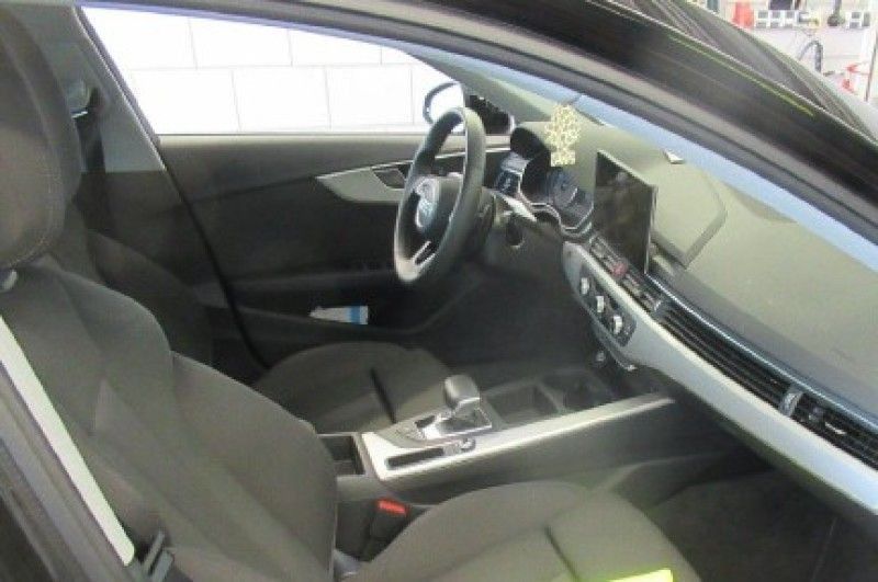 Audi A4 Avant 40 TDI S tronic - Samsaru's Car Outlet