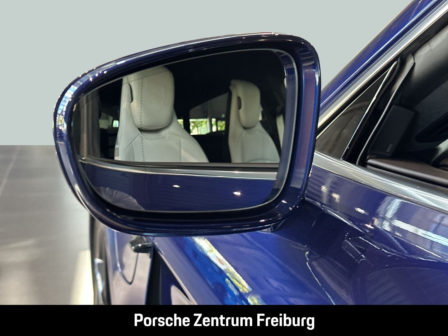 Porsche Taycan Turbo HA-Lenkung InnoDrive Head-Up BOSE