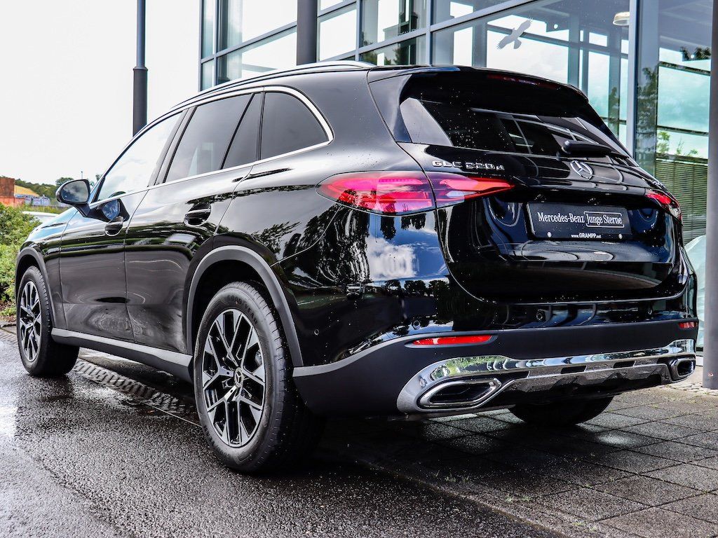 Mercedes-Benz GLC 220 d 4M Avantgarde AHK/Memory/19Zoll/Digi