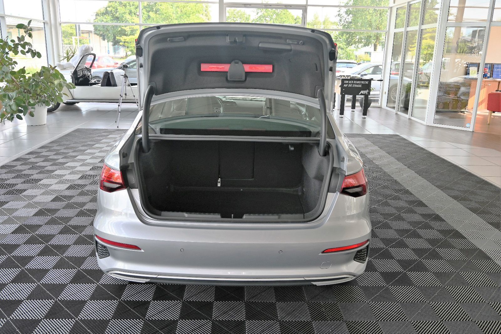 Audi A3 Limousine 35 TDI advanced Navi Virtual PDC 17