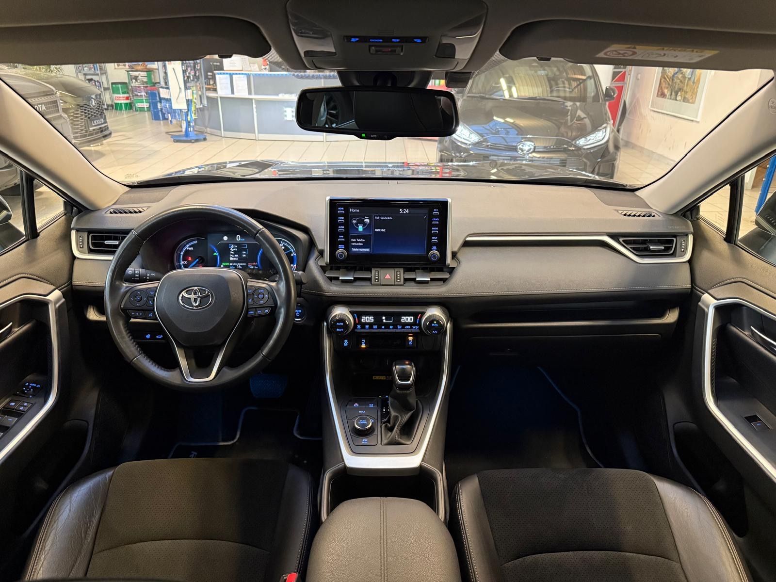 Toyota RAV 4 HYBRID 4x4 - Samsaru's Car Outlet