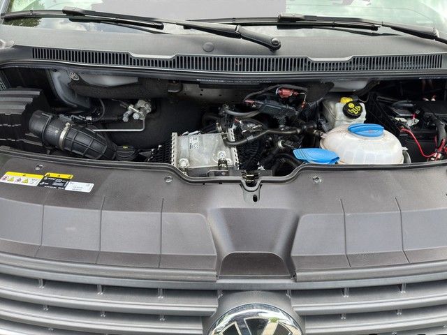 Volkswagen T6.1 Multivan 2.0 TDI Family - Samsaru's Car Outlet