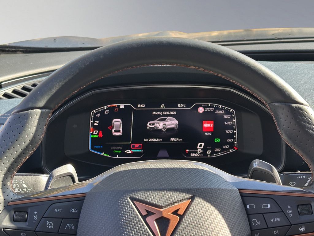 Cupra Formentor VZ 1.4 e-HYBRID DSG ACC LED PANO 360°